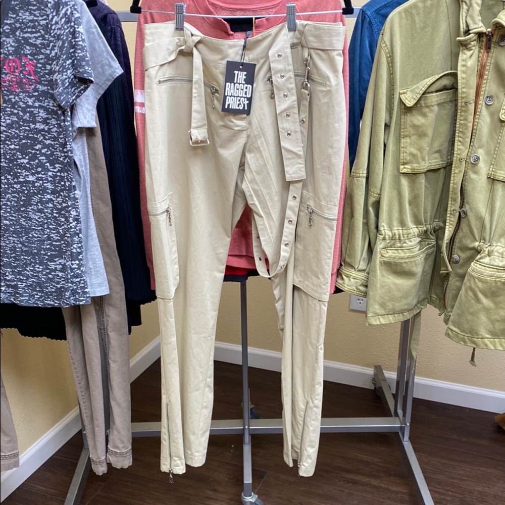 The Ragged Priest Cream Pants